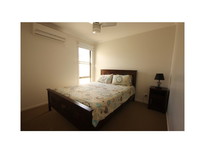 33/5 Atkinson Street, Middlemount QLD 4746