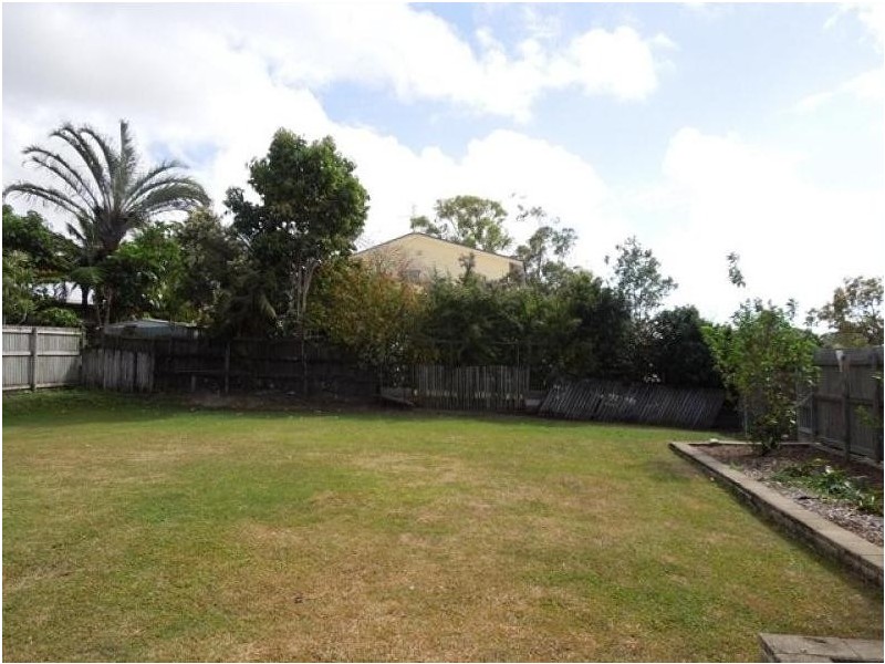 15 Pitmann Street, Beaconsfield QLD 4740