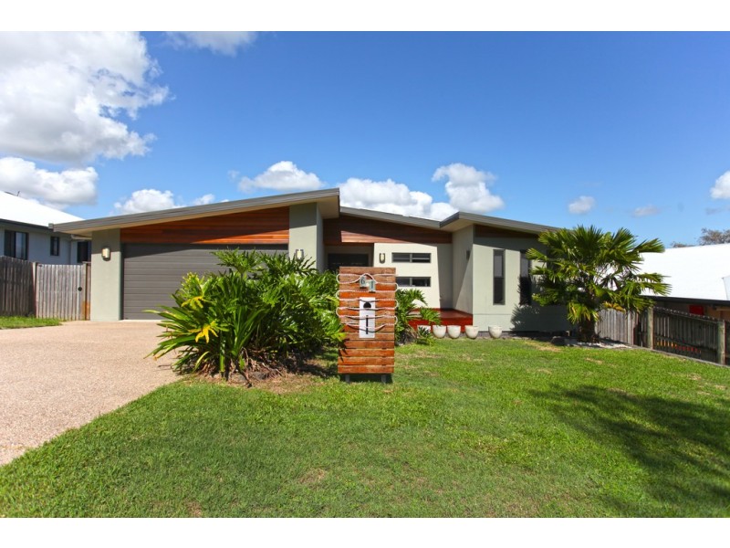 61 Manning Street, Rural View QLD 4740