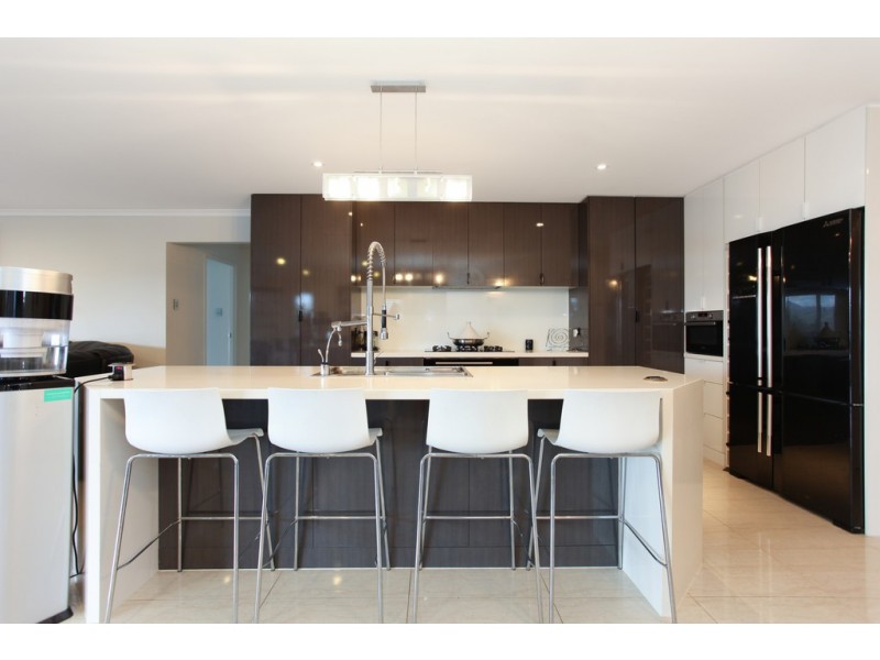 61 Manning Street, Rural View QLD 4740