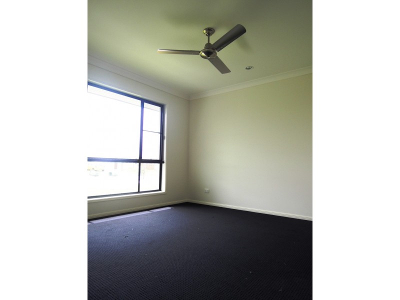 45 Galleon Circuit, Shoal Point QLD 4750