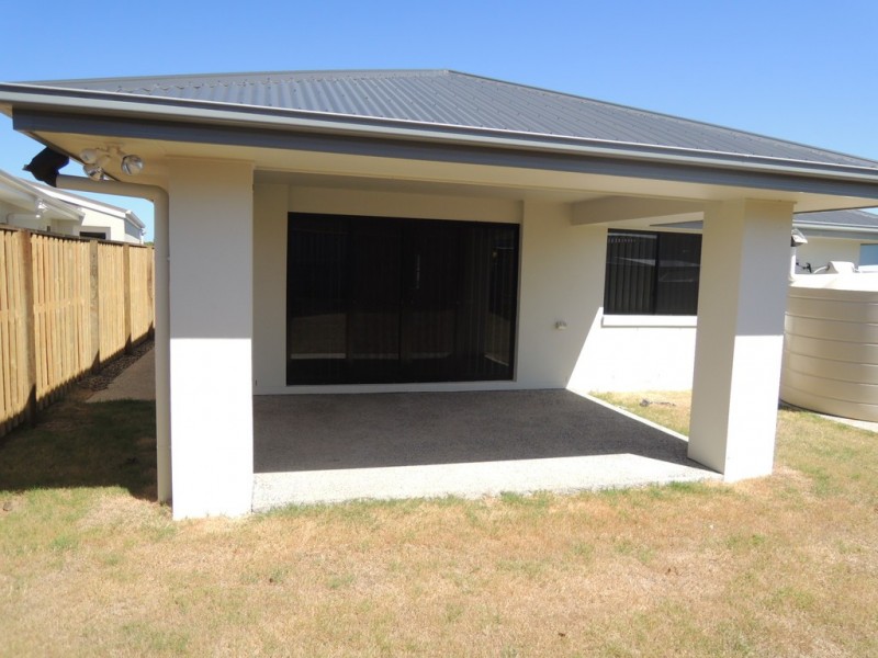 40A Newport Parade, Blacks Beach QLD 4740