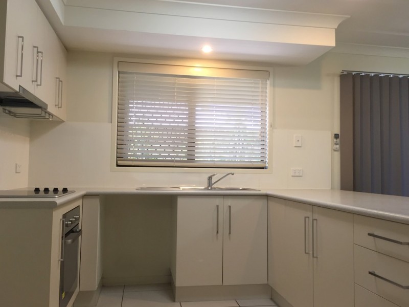 2/22 Maitland Street, Moranbah QLD 4744