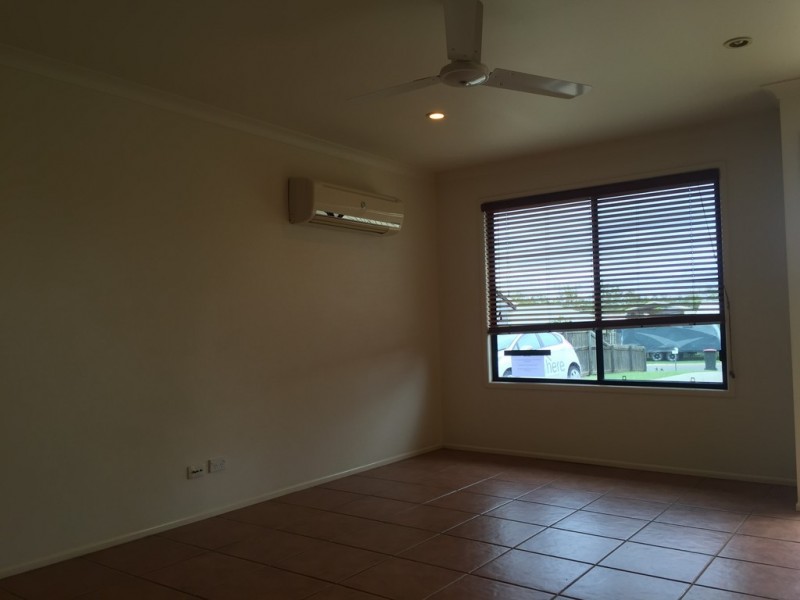37B Savannah Drive, Moranbah QLD 4744