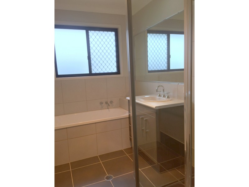 5/11 Bennett Court, Moranbah QLD 4744