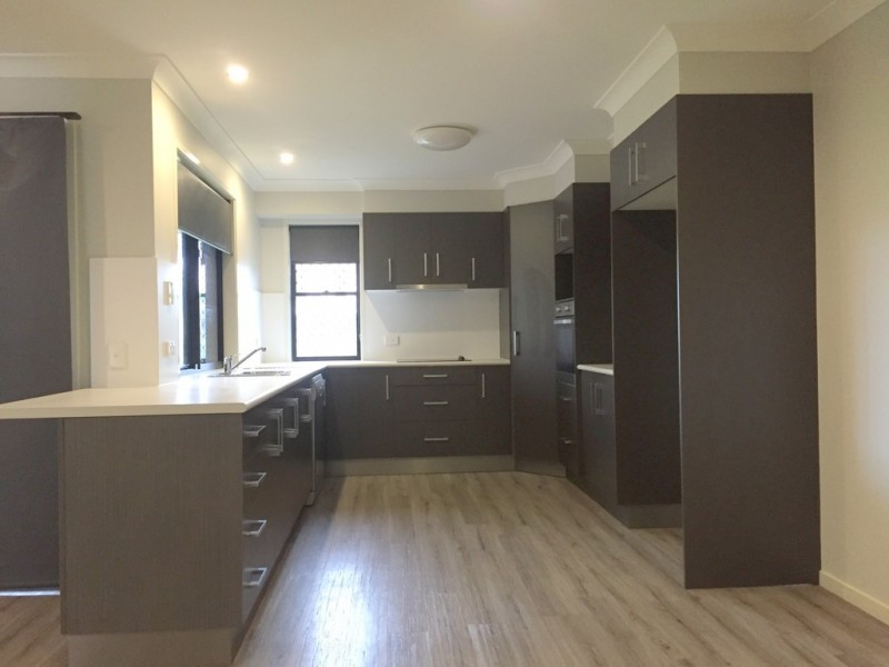 5/11 Bennett Court, Moranbah QLD 4744