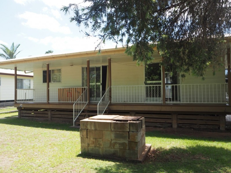 10 Winterer Crescent, Dysart QLD 4745