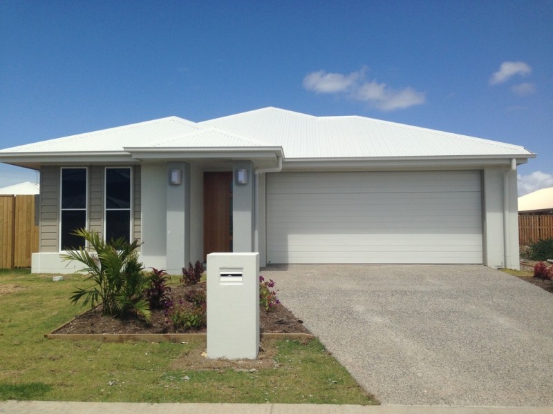 175 Whitehaven Drive, Blacks Beach QLD 4740