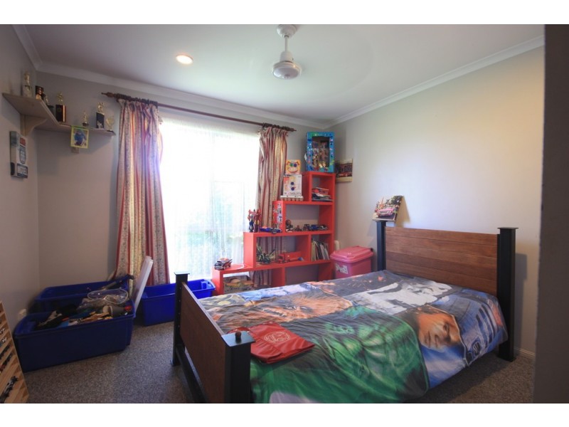 24 George Fordyce Drive, Rural View QLD 4740