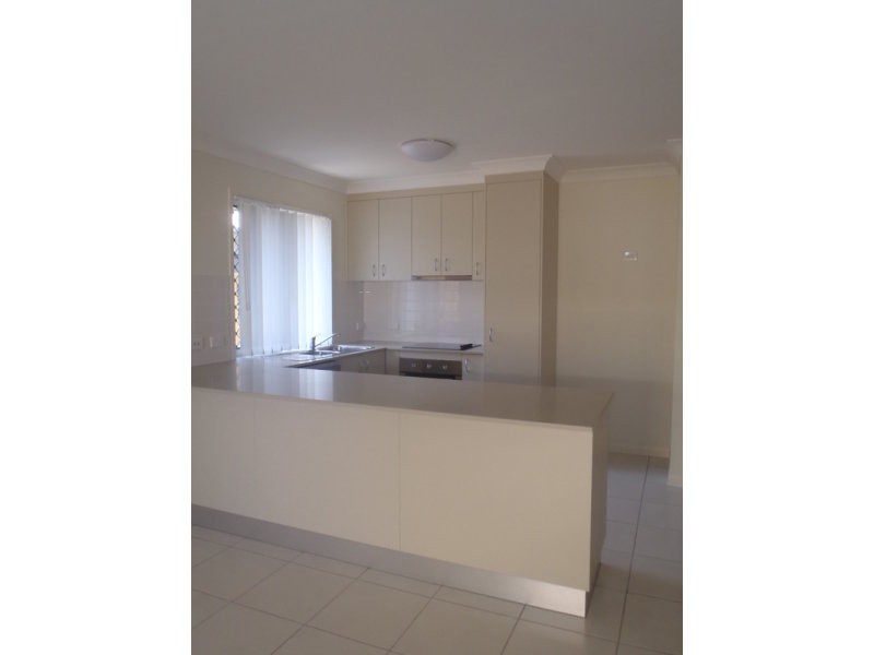 128 Whitehaven Drive, Blacks Beach QLD 4740