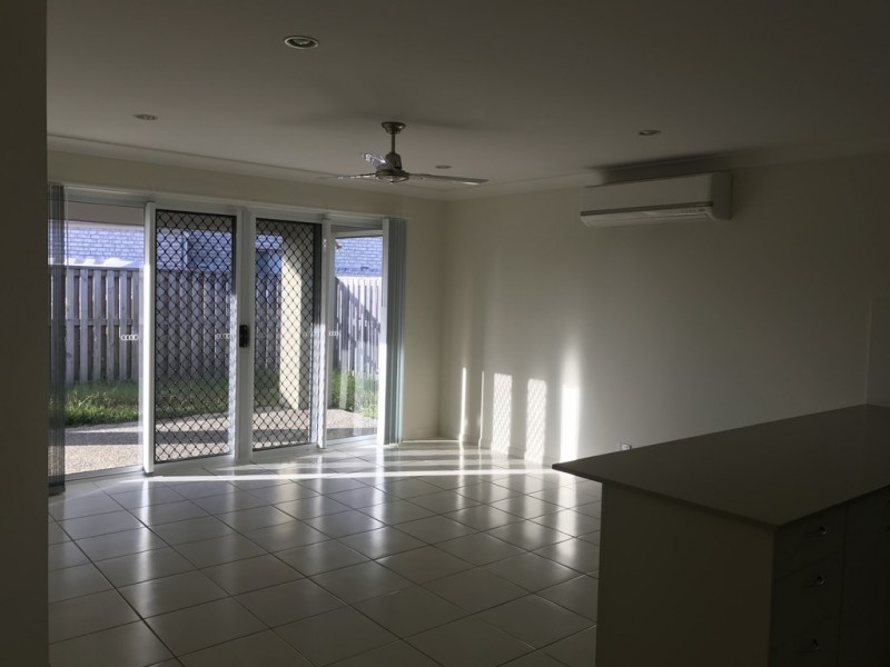 128 Whitehaven Drive, Blacks Beach QLD 4740