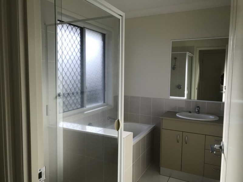 128 Whitehaven Drive, Blacks Beach QLD 4740