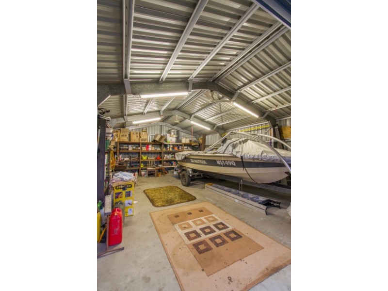 4 Arana Drive, Rural View QLD 4740