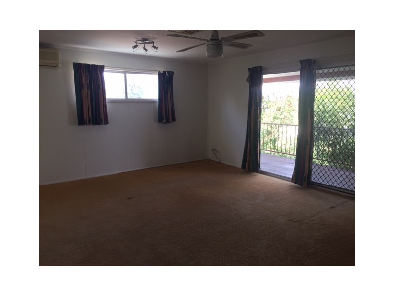 19 Scott Street, Dysart QLD 4745