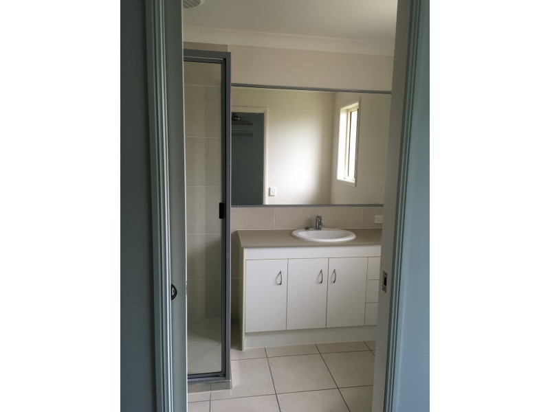 1/37 Whitehaven Drive, Blacks Beach QLD 4740