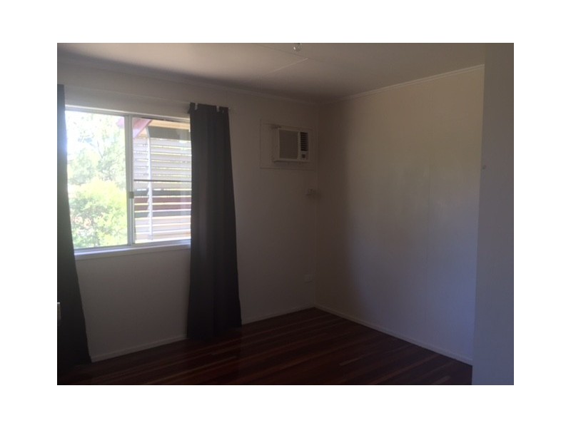 21 Garnham Dr, Dysart QLD 4745