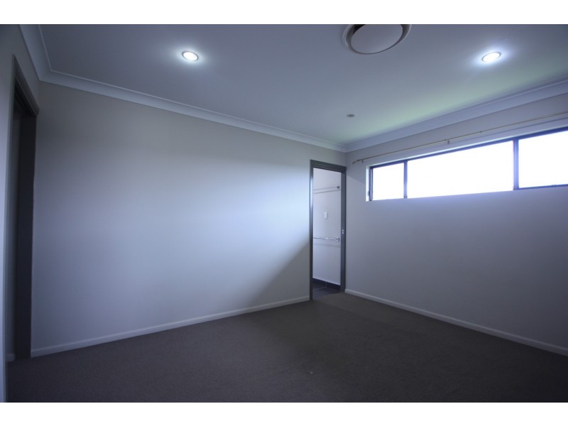 12 Elizabeth Street, Mirani QLD 4754