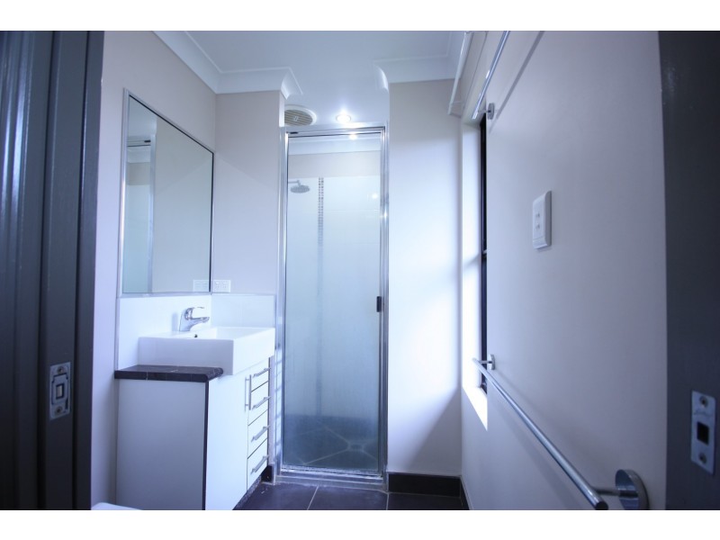 12 Elizabeth Street, Mirani QLD 4754