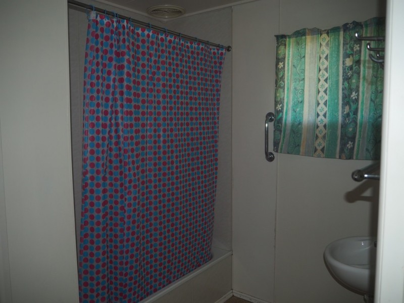 27 Beardmore Crescent, Dysart QLD 4745