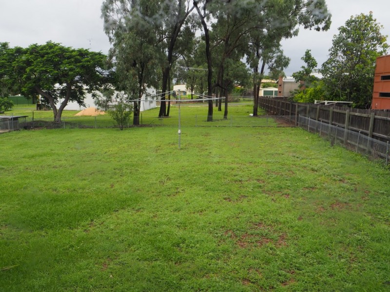 1 Murphy St, Dysart QLD 4745