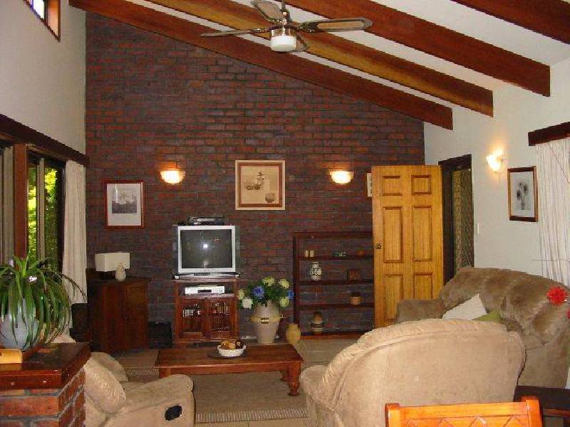 17 Hartog Street, Andergrove QLD 4740