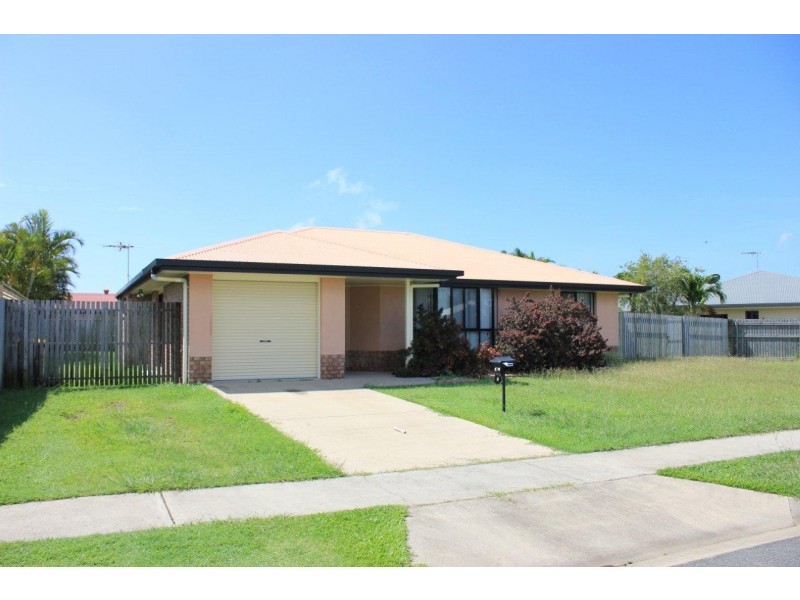 6 Lois Street, Mount Pleasant QLD 4740