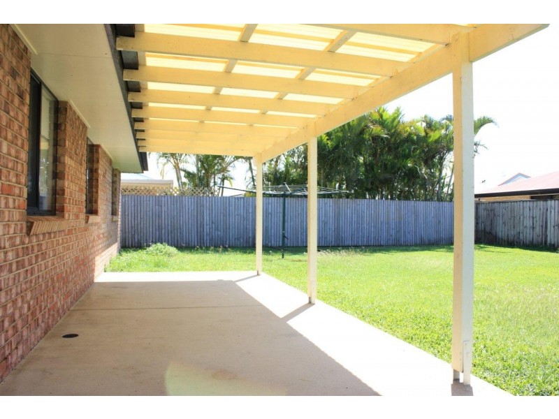 6 Lois Street, Mount Pleasant QLD 4740