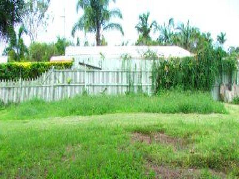 4 Nicklin Drive, Beaconsfield QLD 4740