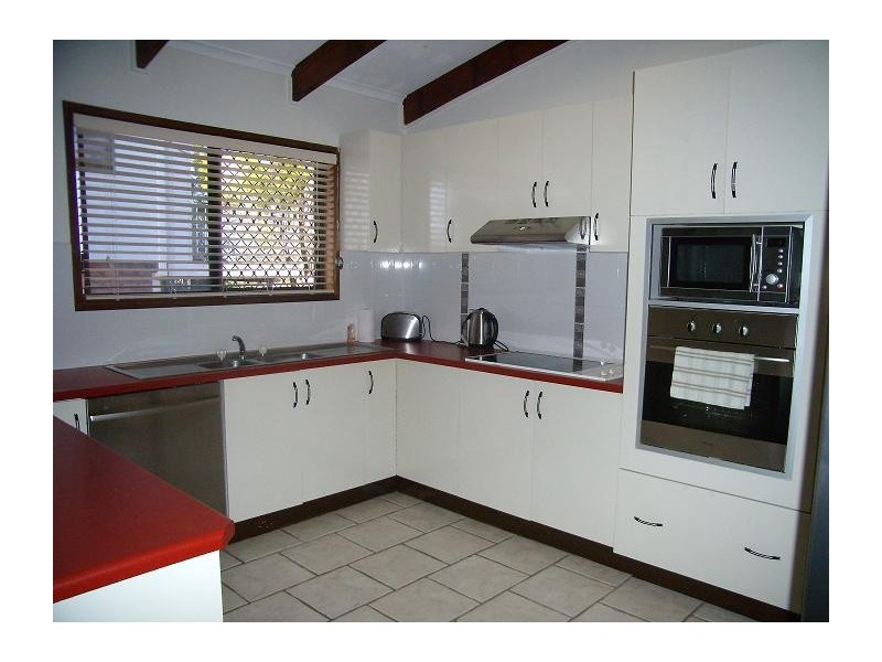 17 Phillip Street, Mount Pleasant QLD 4740