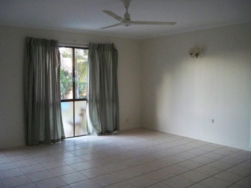 2/13 Hellwege Street, Hay Point QLD 4740