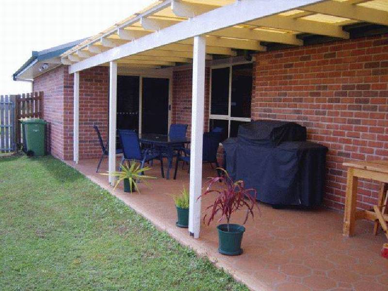 4 Collins Court, Eimeo QLD 4740