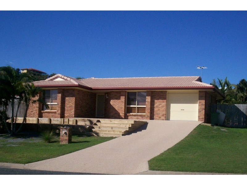 92 Slater Avenue, Blacks Beach QLD 4740