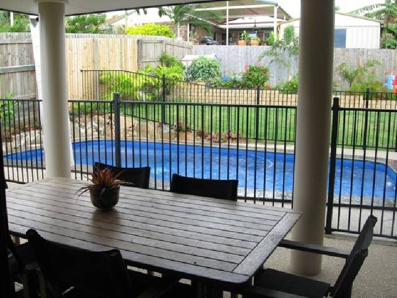 11 Spinks Court, Eimeo QLD 4740