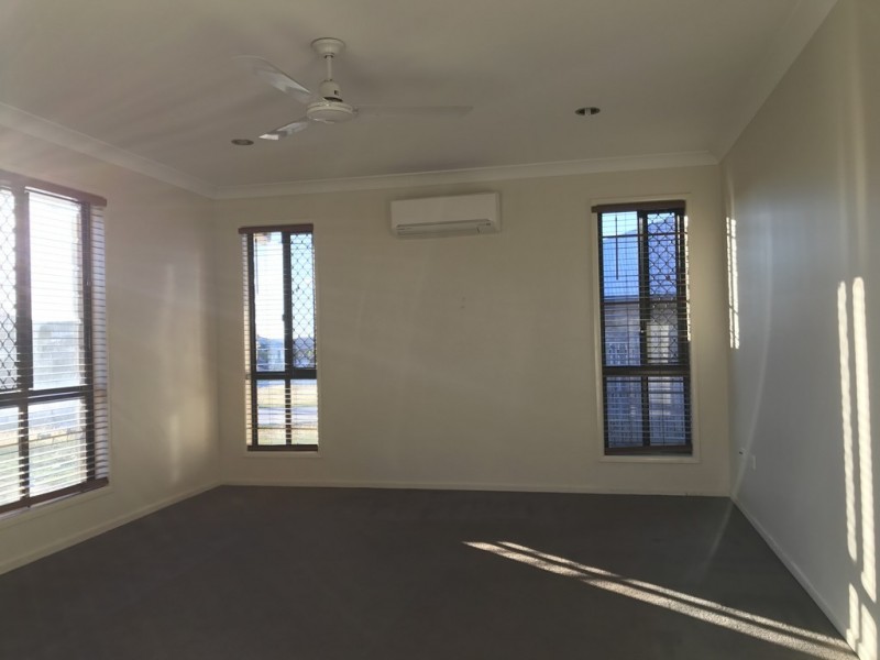 24 Lambert Drive, Moranbah QLD 4744