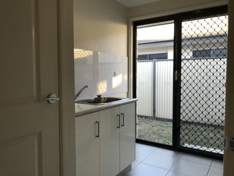 24 Lambert Drive, Moranbah QLD 4744