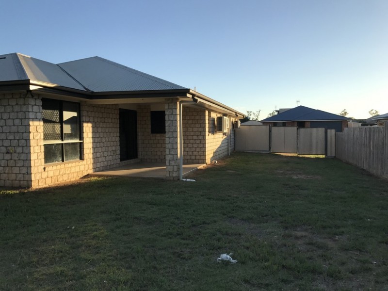 24 Lambert Drive, Moranbah QLD 4744
