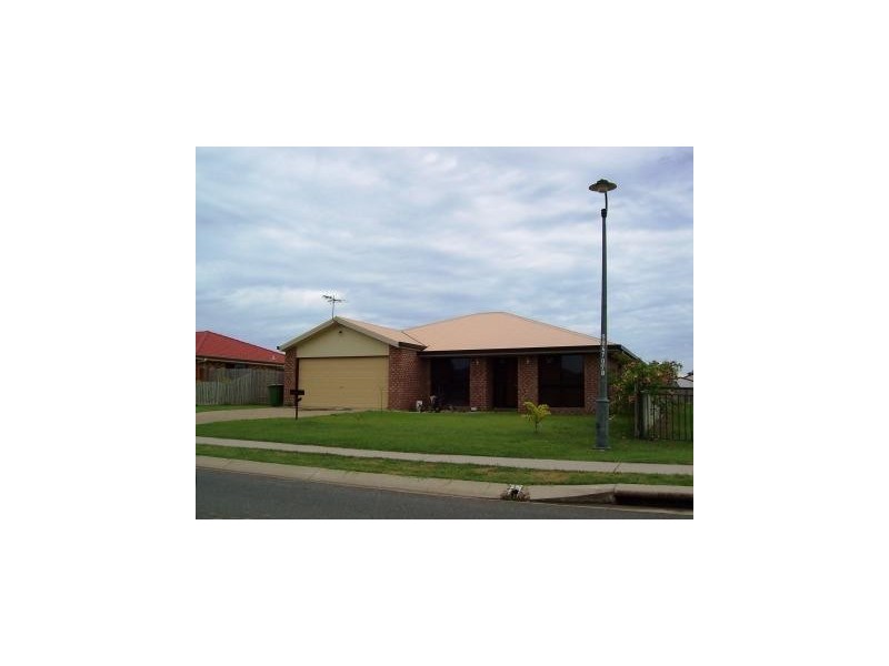 11 Wheeler Drive, Glenella QLD 4740