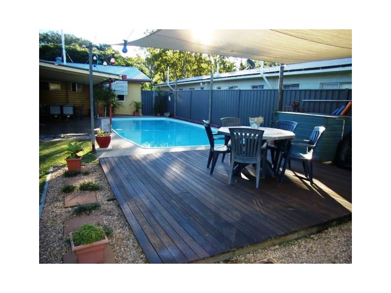 1 Hartog Street, Andergrove QLD 4740