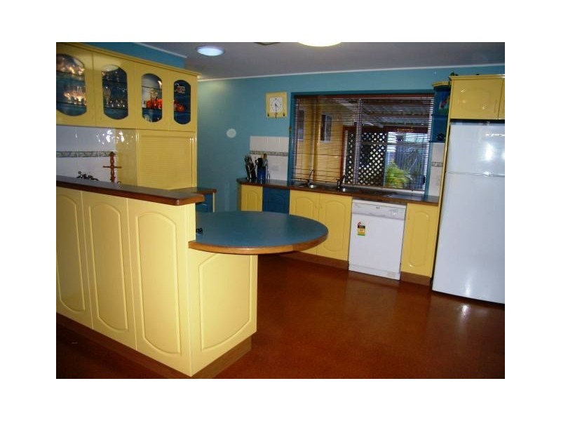 1 Hartog Street, Andergrove QLD 4740