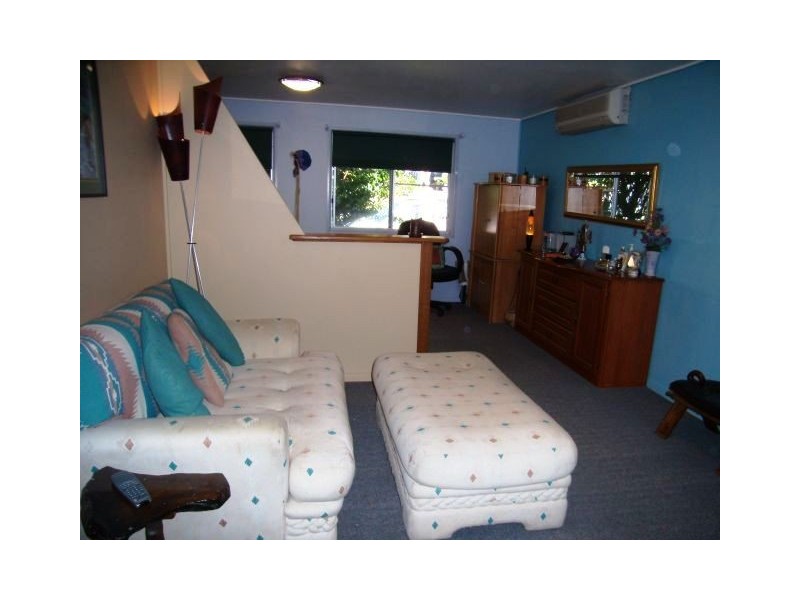 1 Hartog Street, Andergrove QLD 4740