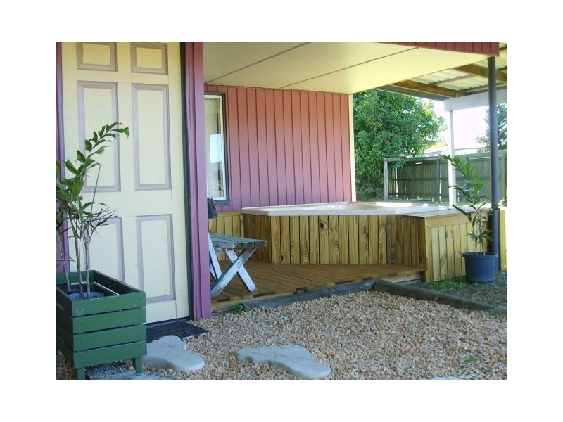 4 Ungerer Street, North Mackay QLD 4740
