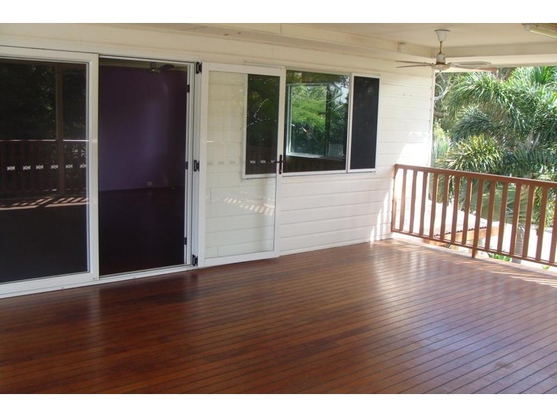 12 Denman Ave, Shoal Point QLD 4750