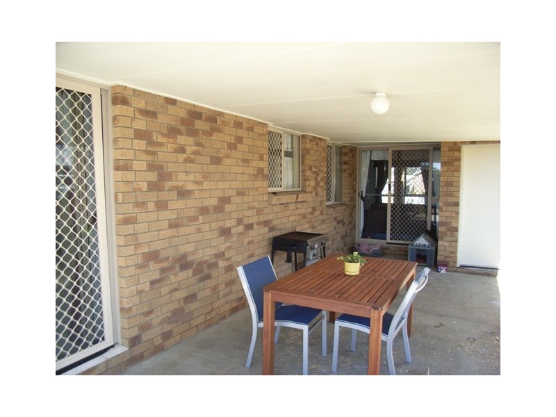 8 Castaway Close, Hay Point QLD 4740