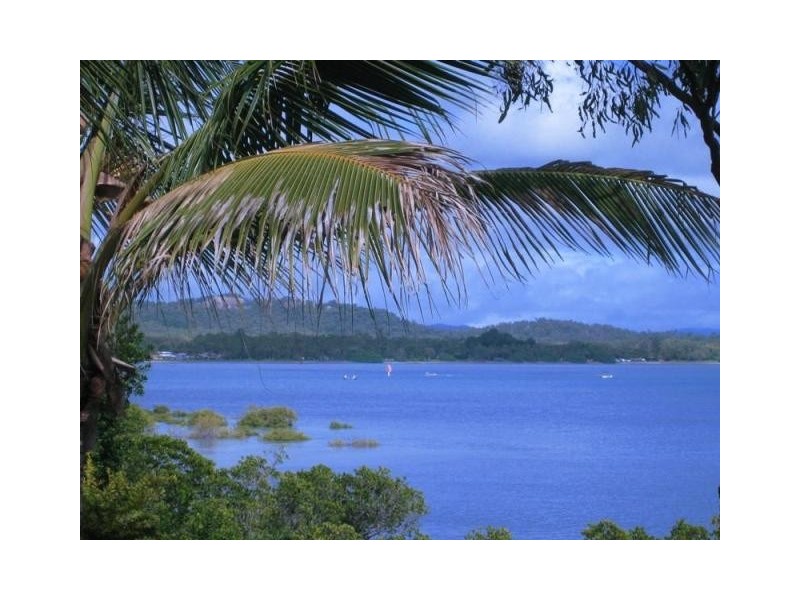 27 Blue Beach Boulevard, Mackay QLD 4740