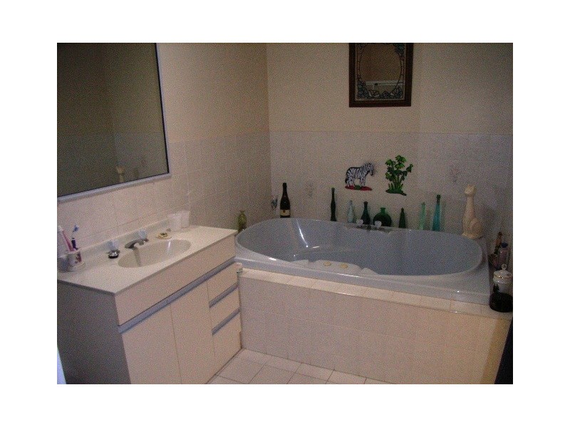27 Blue Beach Boulevard, Mackay QLD 4740