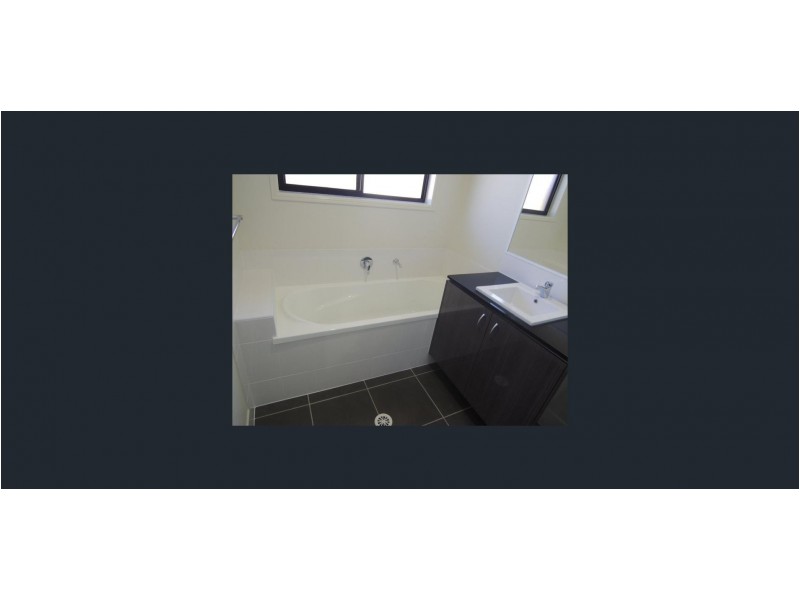 5 Burleigh Court, Blacks Beach QLD 4740