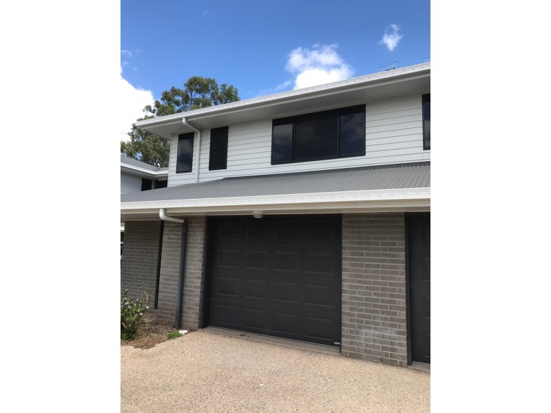 5/11 Bennett Crt, Moranbah QLD 4744