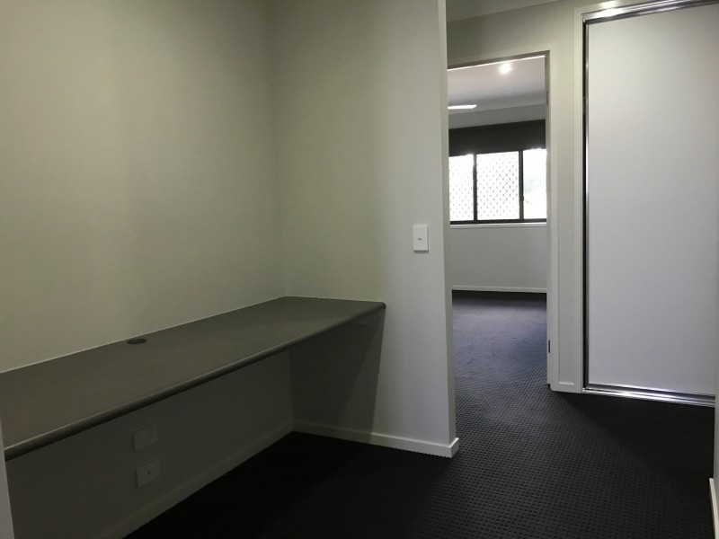 5/11 Bennett Crt, Moranbah QLD 4744