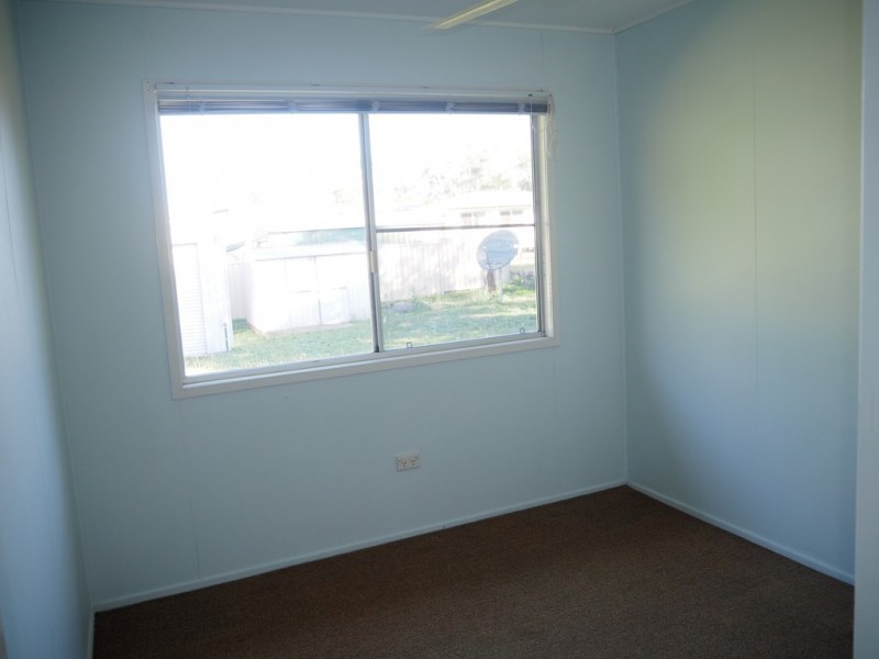 9 Hannah Crescent, Dysart QLD 4745