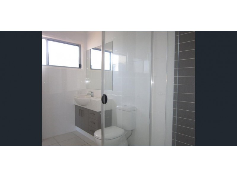 1/4 Bundesen Street, North Mackay QLD 4740